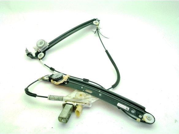 51337165596 ELEVALUNAS PUERTA LAT DEL DER BMW 1 (E81)|Desguaces La Cabaña