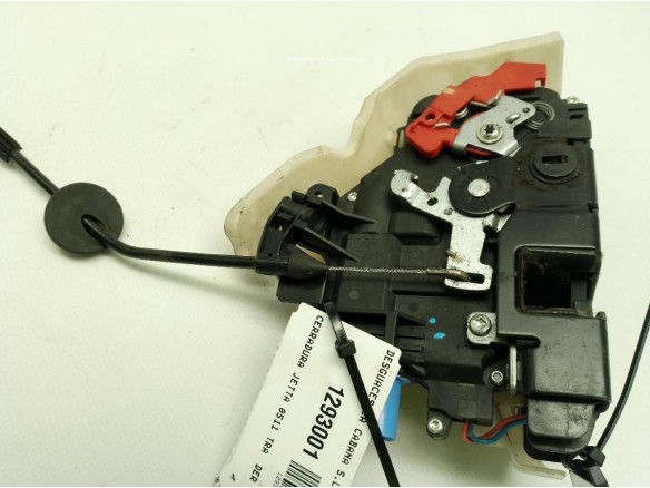 CERRADURA PUERTA LAT TRA DER VW JETTA III (1K2)|Desguaces La Cabaña