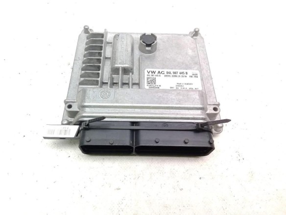 04L906056D CENTRALITA MOTOR AUDI A3 (8V1, 8VK)|Desguaces La Cabaña