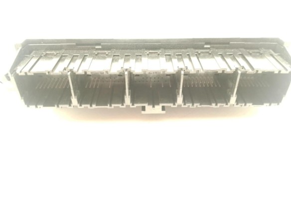 AV6N19G481AM CENTRALITA MOTOR FORD FOCUS III|Desguaces La Cabaña