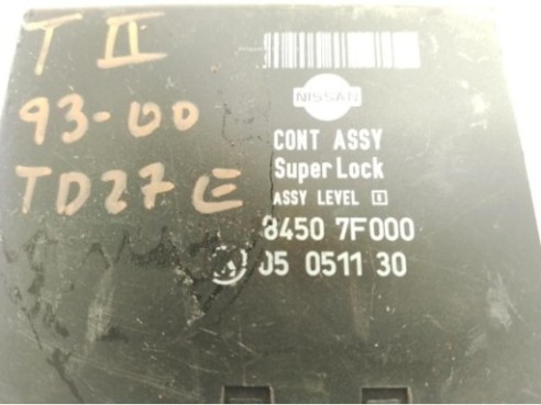 284507F000 CENTRALITA MOTOR NISSAN TERRANO II (R20)|Desguaces La Cabaña