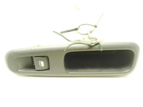 MANDO ELEVALUNAS PUERTA LAT TRA DER PEUGEOT 5008|Desguaces La Cabaña