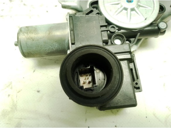 ELEVALUNAS PUERTA LAT DEL DER TOYOTA PRIUS PLUS (_W4_)|Desguaces La Cabaña