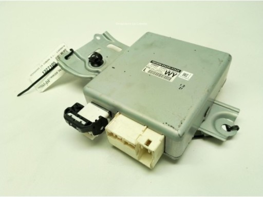 PINZA DEL IZQ TOYOTA PRIUS PLUS (_W4_)|Desguaces La Cabaña
