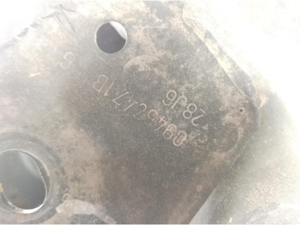 544010095R CUNA MOTOR RENAULT MASTER III Furgón (FV)|Desguaces La Cabaña