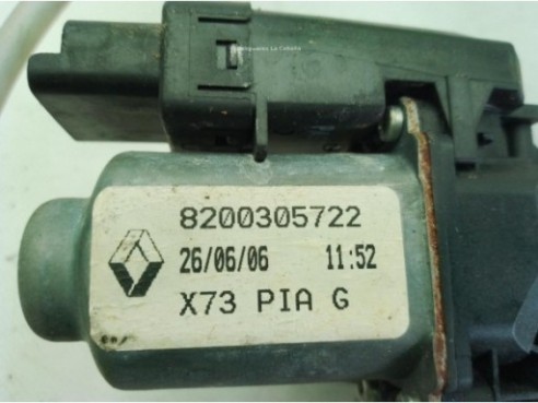 8200305722 ELEVALUNAS PUERTA LAT TRA IZQ RENAULT VEL SATIS (BJ0_)|Desguaces La Cabaña
