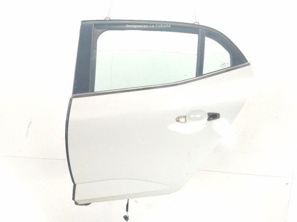 821015121R PUERTA LAT TRA IZQ RENAULT MEGANE IV (B9A/M_)|Desguaces La Cabaña