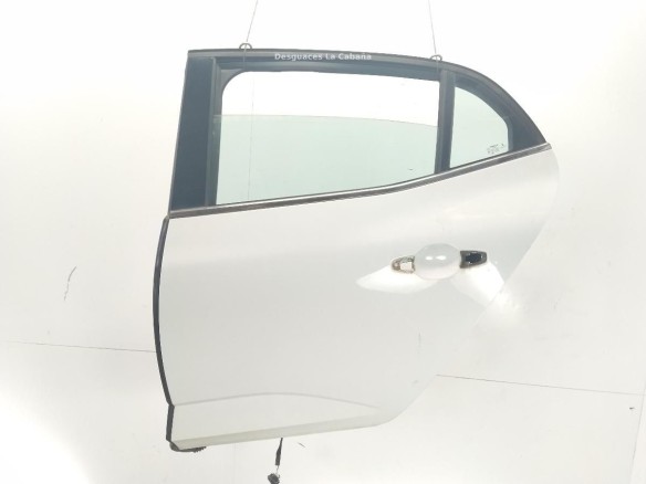 821015121R PUERTA LAT TRA IZQ RENAULT MEGANE IV (B9A/M_)|Desguaces La Cabaña