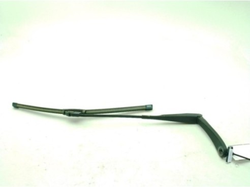 288817770R BRAZO LIMPIAPARABRISAS DEL IZQ DACIA DUSTER|Desguaces La Cabaña