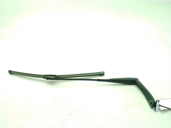 288817770R BRAZO LIMPIAPARABRISAS DEL IZQ DACIA DUSTER|Desguaces La Cabaña