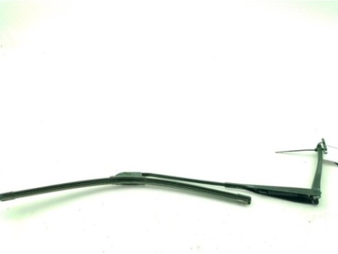 288816518R BRAZO LIMPIAPARABRISAS DEL DER DACIA DUSTER|Desguaces La Cabaña