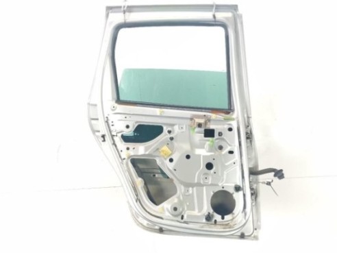821012768R PUERTA LAT TRA IZQ DACIA DUSTER|Desguaces La Cabaña