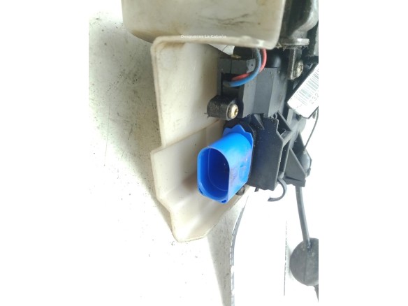 7L0839015D CERRADURA PUERTA LAT TRA IZQ VW TOURAN (1T1, 1T2)|Desguaces La Cabaña