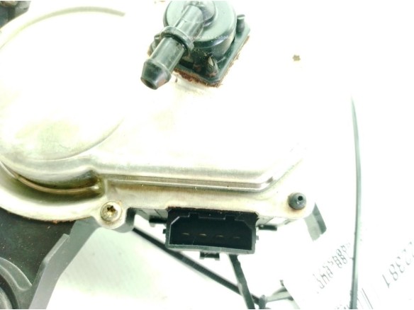 8R0955711C, 8E9955711B MOTOR LIMPIAPARABRISAS TRA AUDI A3 (8P1)|Desguaces La Cabaña