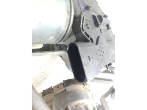   MOTOR LIMPIAPARABRISAS DEL KIA CARENS IV|Desguaces La Cabaña