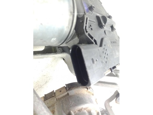   MOTOR LIMPIAPARABRISAS DEL KIA CARENS IV|Desguaces La Cabaña