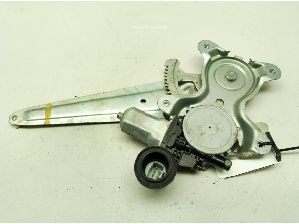 ELEVALUNAS PUERTA LAT TRA IZQ TOYOTA URBAN CRUISER (_P1_)|Desguaces La Cabaña