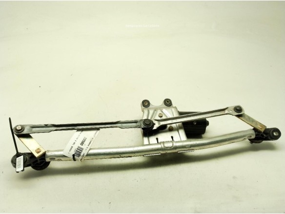 0390241182 MOTOR LIMPIAPARABRISAS DEL OPEL ASTRA G Fastback (T98)|Desguaces La Cabaña