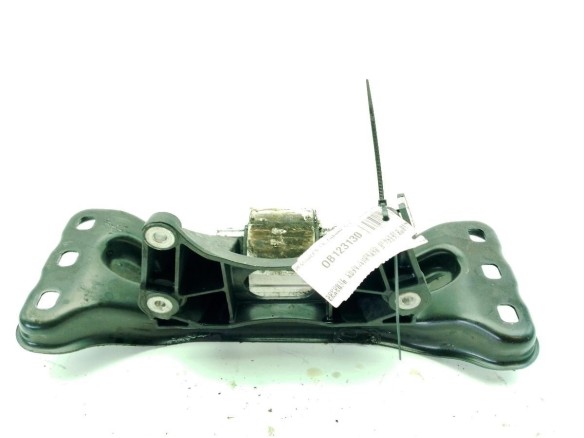 A2132401302 SOPORTE CAJA CAMBIOS MERCEDES BENZ CLASE E (W213)|Desguaces La Cabaña