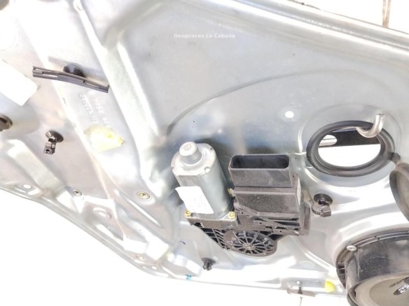 3U5839462 ELEVALUNAS PUERTA LAT TRA DER SKODA SUPERB I (3U4)|Desguaces La Cabaña