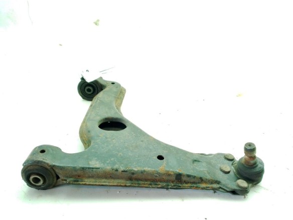 24454477 BRAZO SUSPENSION DEL IZQ INF OPEL ZAFIRA B (A05)|Desguaces La Cabaña