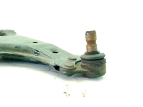 BRAZO SUSPENSION DELANTERO DERECHO INFERIOR|Desguaces La Cabaña 2