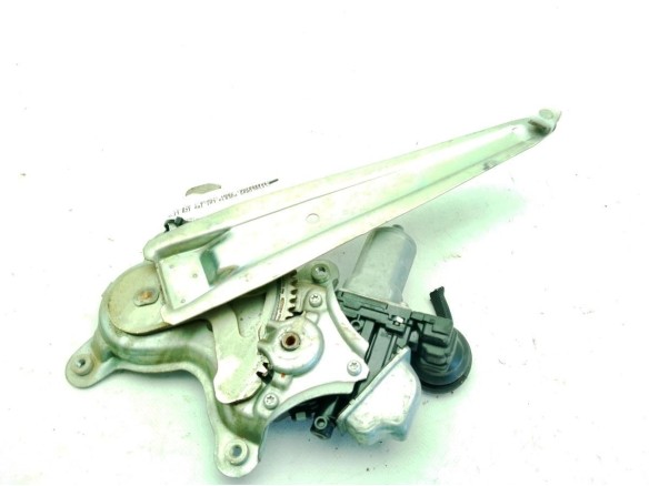 6980422200 ELEVALUNAS PUERTA LAT TRA IZQ LEXUS CT (ZWA10_)|Desguaces La Cabaña