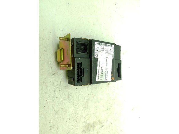 284B6EB300, CAJA FUSIBLES EXTERIOR (BSM) NISSAN PATHFINDER III (R51)|Desguaces La Cabaña