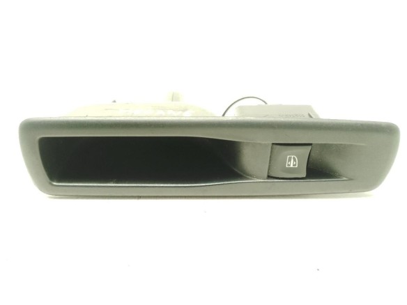 MANDO ELEVALUNAS PUERTA LAT DEL DER RENAULT LAGUNA III (BT0/1)|Desguaces La Cabaña