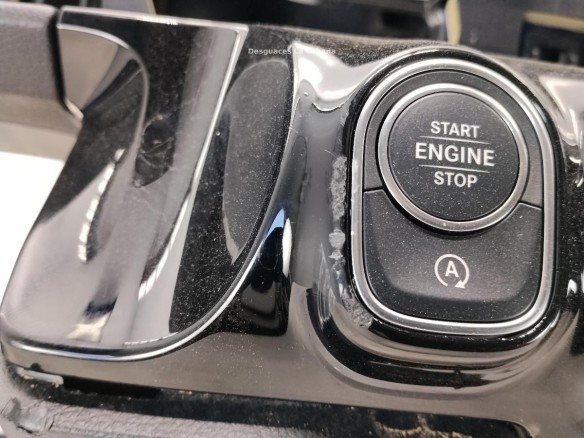 A24768033008T92 SALPICADERO MERCEDES BENZ GLA (H247)|Desguaces La Cabaña