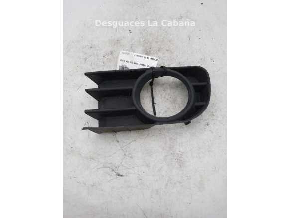 REJILLA PARAGOLPES DEL IZQ RENAULT MEGANE II (BM0/1_, CM0/1_) |Desguaces La Cabaña