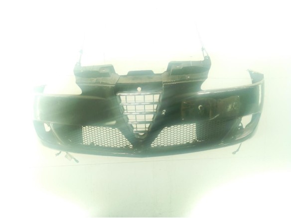0000071777517 PARAGOLPES DEL ALFA ROMEO 147 (937_)|Desguaces La Cabaña