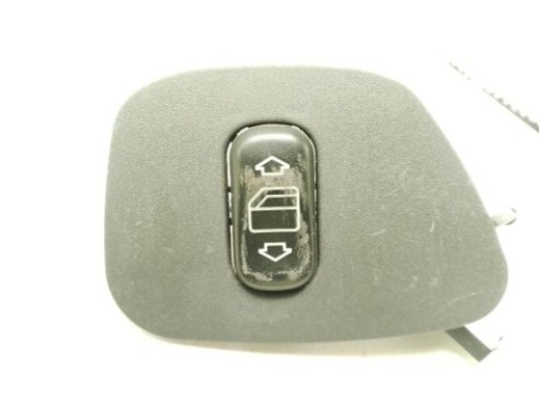 MANDO ELEVALUNAS PUERTA LAT TRA DER MERCEDES BENZ CLASE E (W210)|Desguaces La Cabaña