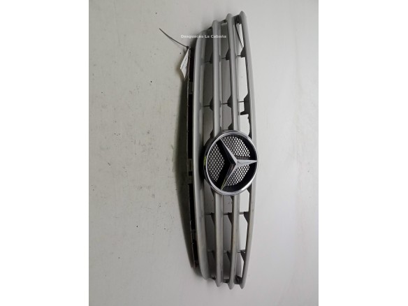A1698800183 REJILLA / CALANDRA MERCEDES BENZ CLASE B (W245)|Desguaces La Cabaña