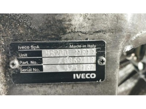 8869118 CAJA CAMBIOS IVECO DAILY III Caja/Chasis|Desguaces La Cabaña
