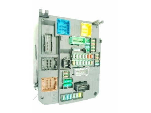 CAJA FUSIBLES INTERIOR (BSI)|Desguaces La Cabaña 2