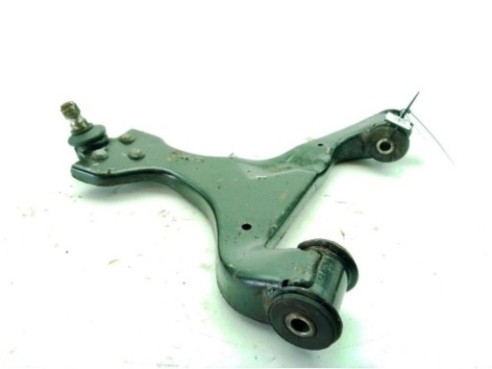 A6393300810 BRAZO SUSPENSION DEL IZQ INF MERCEDES BENZ VIANO (W639)|Desguaces La Cabaña