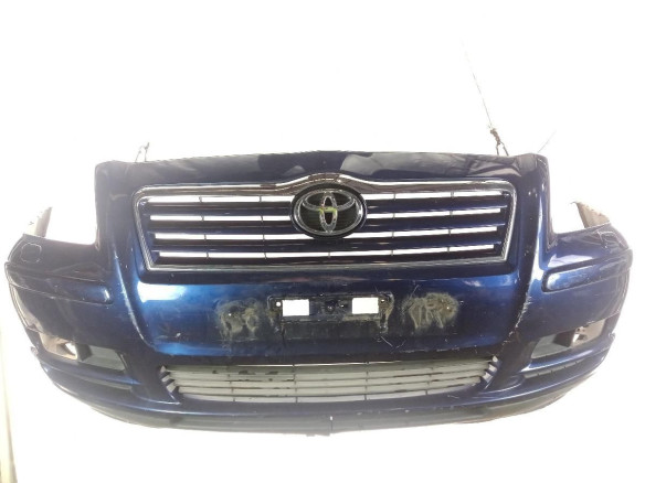 PARAGOLPES DEL TOYOTA AVENSIS Sedán (_T25_) |Desguaces La Cabaña