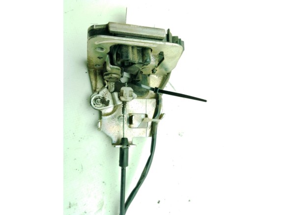 825020011R CERRADURA PUERTA LAT TRA DER RENAULT MASTER III Furgón (FV)|Desguaces La Cabaña