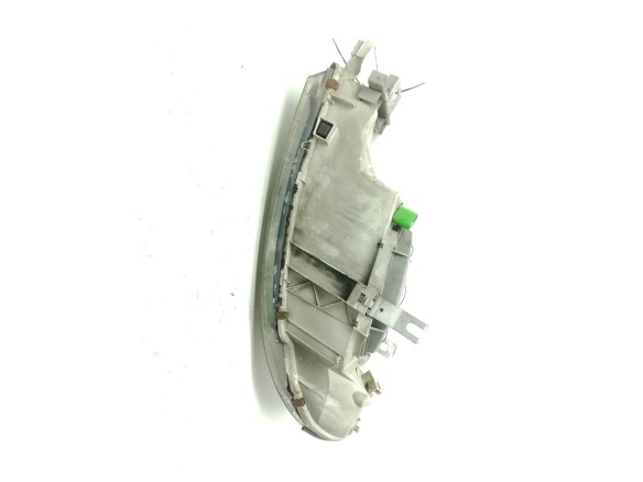 1056277 FARO DERECHO FORD MONDEO II Sedán (BFP)|Desguaces La Cabaña
