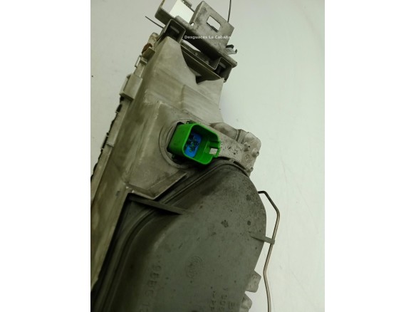 1056277 FARO DERECHO FORD MONDEO II Sedán (BFP)|Desguaces La Cabaña