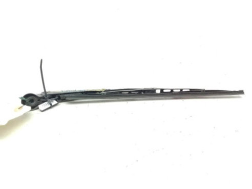 BRAZO LIMPIAPARABRISAS TRA PORTÓN BMW 3 Touring (E36) |Desguaces La Cabaña