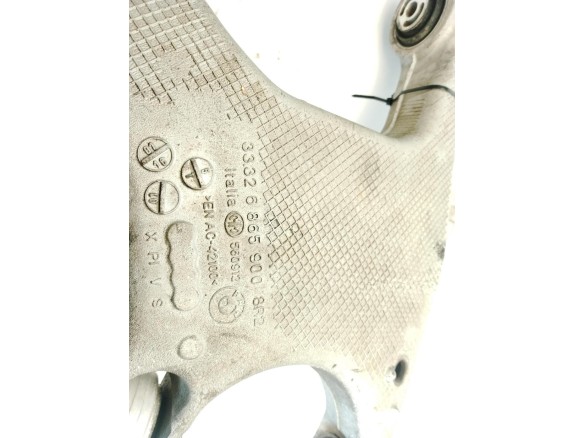 33326775902 BRAZO SUSPENSION TRA DER INF CENTRAL BMW 5 (F10)|Desguaces La Cabaña