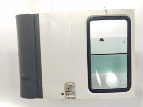   PUERTA LAT TRA DER IVECO DAILY III Furgón/ranchera familiar|Desguaces La Cabaña