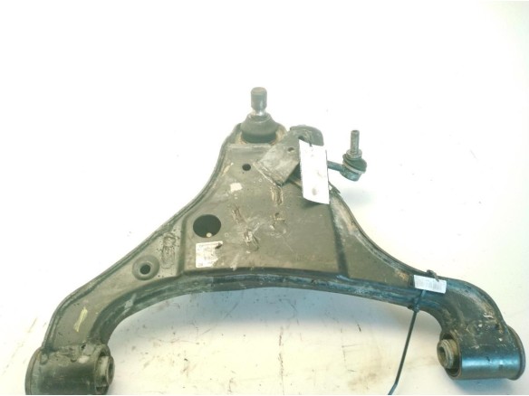 545004KH4A  BRAZO SUSPENSION DEL DER INF NISSAN NP300 NAVARA Pick-up (D23)|Desguaces La Cabaña