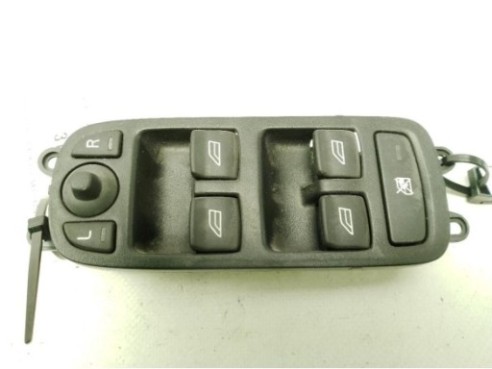 MANDO ELEVALUNAS PUERTA LAT DEL IZQ VOLVO V50 (545)|Desguaces La Cabaña