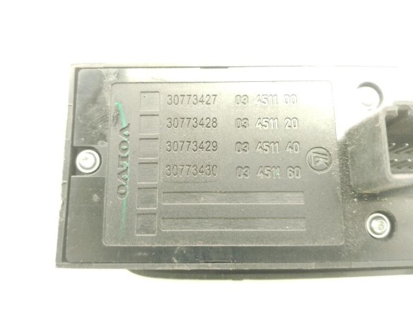 MANDO ELEVALUNAS PUERTA LAT DEL IZQ VOLVO V50 (545)|Desguaces La Cabaña