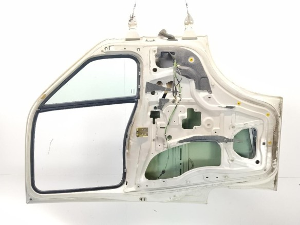   PUERTA LAT DEL IZQ IVECO DAILY III Caja/Chasis|Desguaces La Cabaña