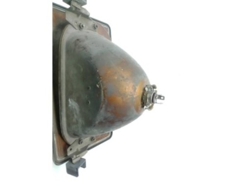 FARO DERECHO VOLVO 260 (P262, P264)|Desguaces La Cabaña