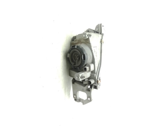 FARO DERECHO MAZDA 323 F VI (BJ)|Desguaces La Cabaña